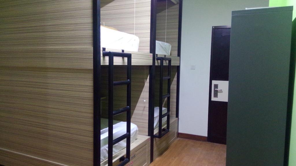 Cx Hostel Ground Zero Kuta Lombok Oda fotoğraf